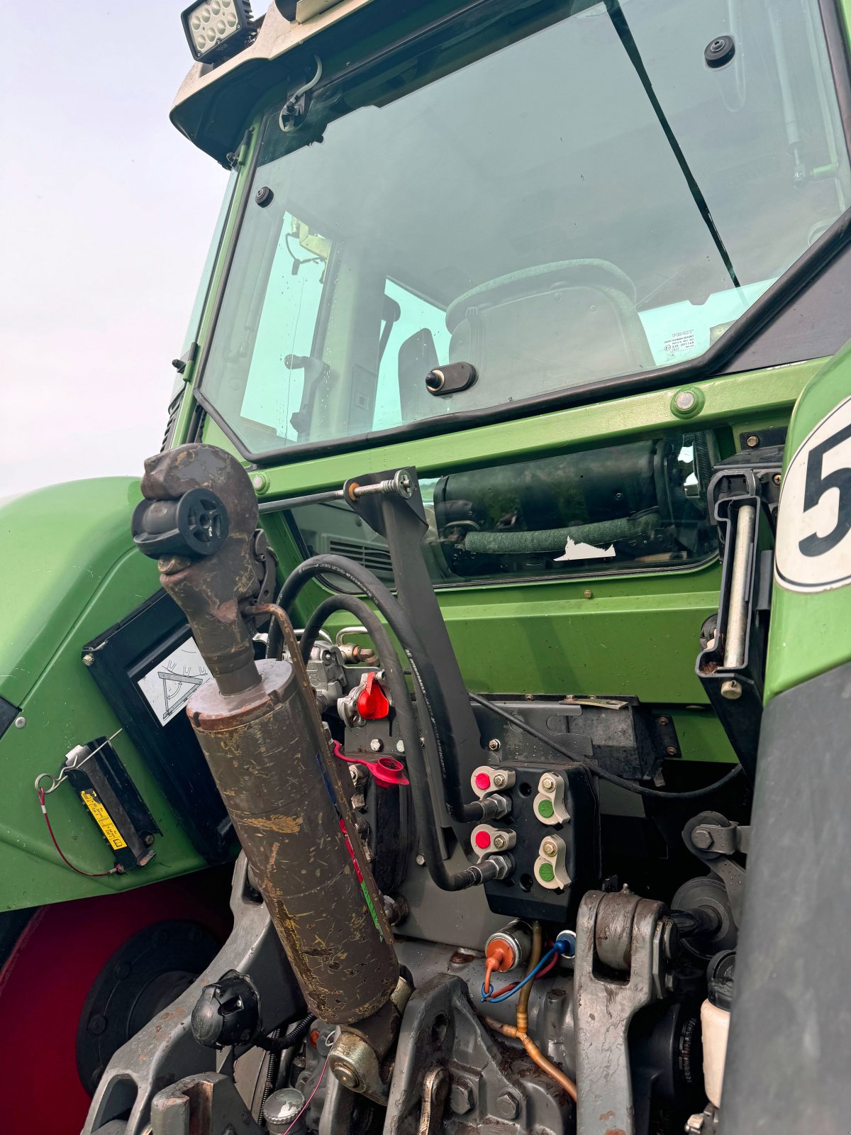 Traktor tip Fendt 820 Vario mit Frontlader, Gebrauchtmaschine in Geretsried (Poză 12)