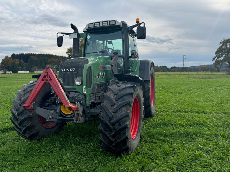 Traktor типа Fendt 820 Vario mit Frontlader, Gebrauchtmaschine в Geretsried (Фотография 1)