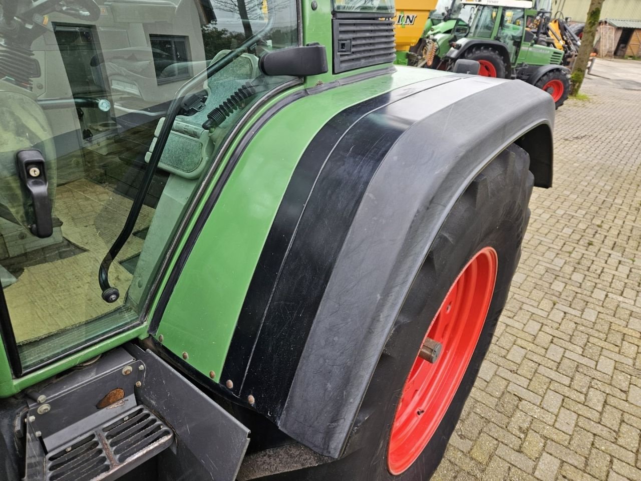 Traktor типа Fendt 820 Vario TMS ( 716 718 818 ), Gebrauchtmaschine в Bergen op Zoom (Фотография 8)