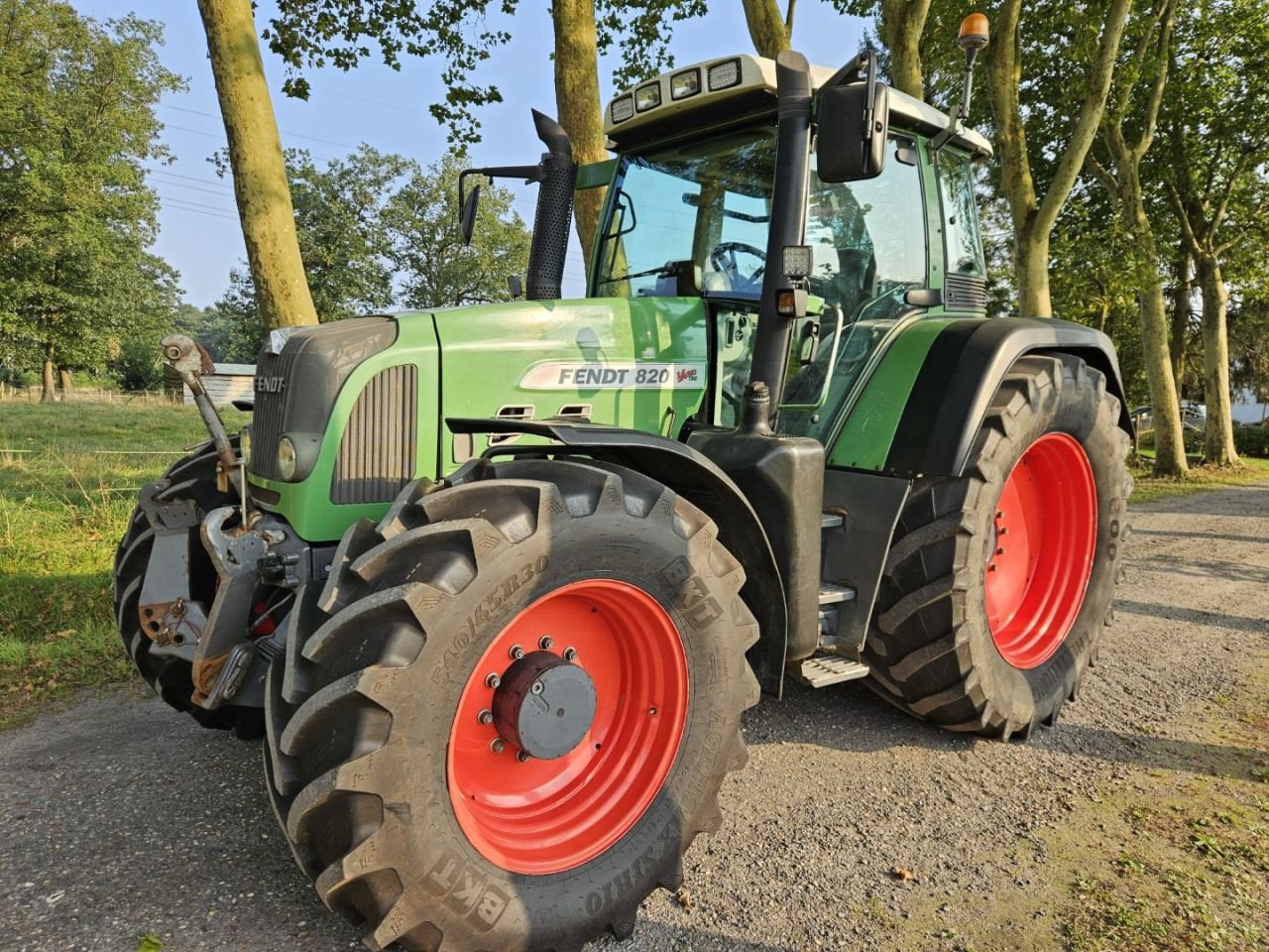 Traktor του τύπου Fendt 820 Vario tms ( 716 718 818 ), Gebrauchtmaschine σε Bergen op Zoom (Φωτογραφία 1)