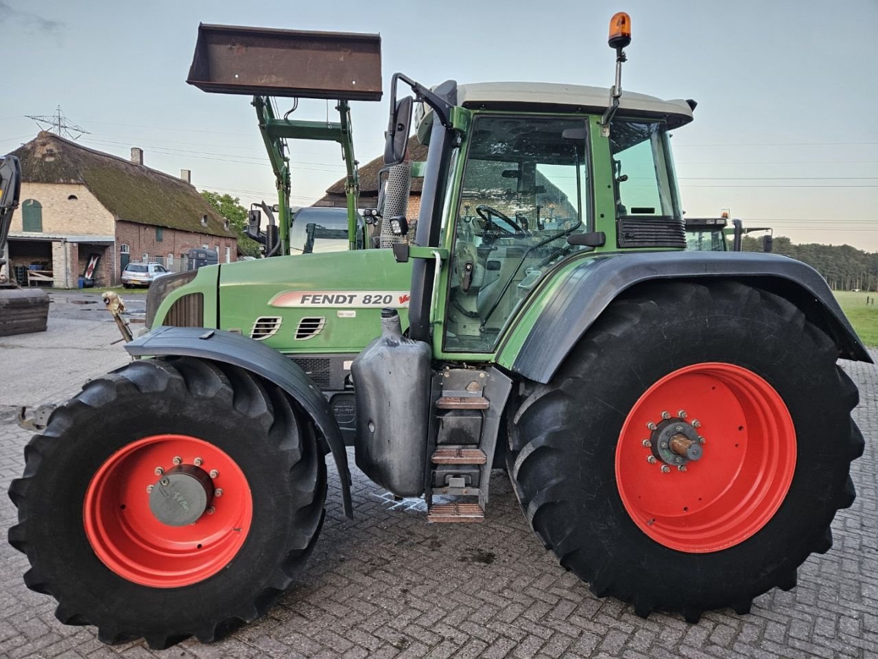 Traktor типа Fendt 820 Vario TMS 7900h 716 718 818, Gebrauchtmaschine в Bergen op Zoom (Фотография 3)