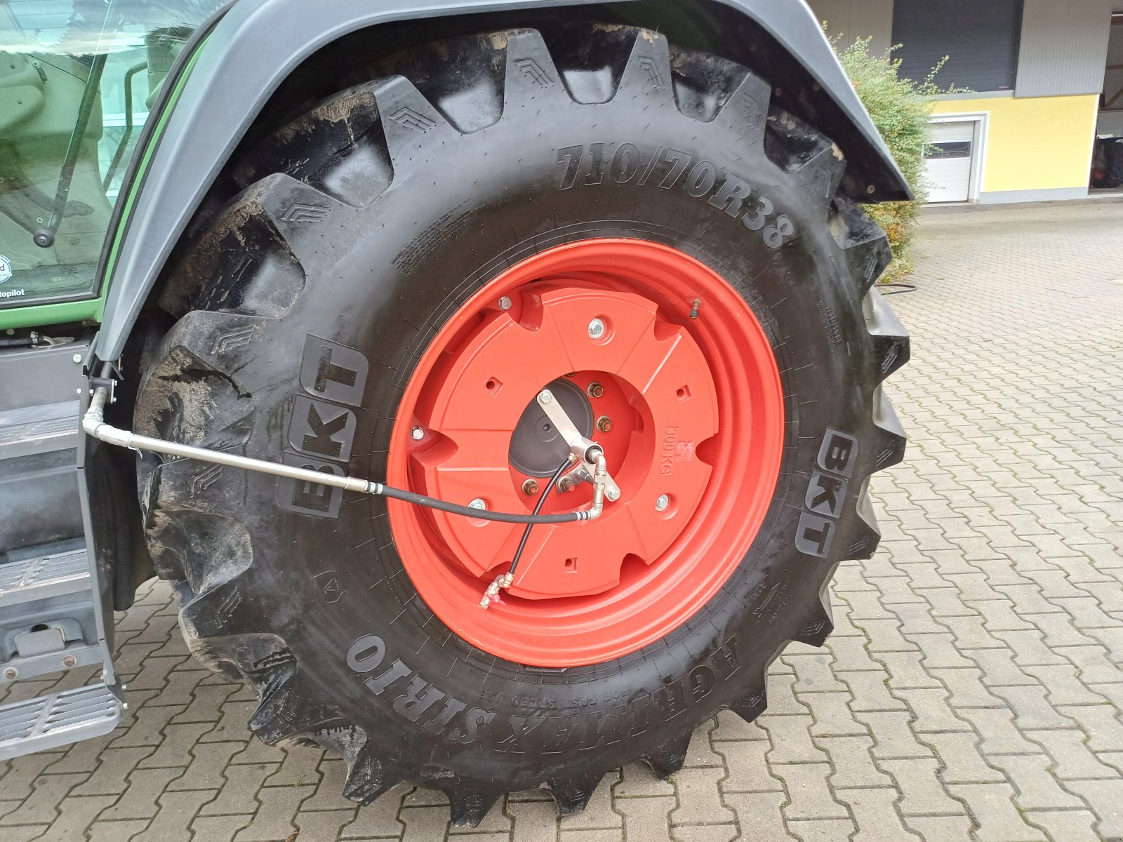 Traktor типа Fendt 820 Vario TMS COM3 716 718 818, Gebrauchtmaschine в Tirschenreuth (Фотография 13)