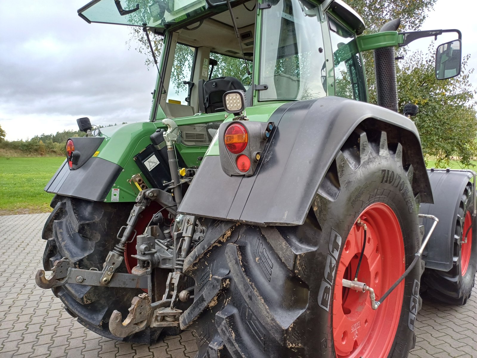 Traktor Türe ait Fendt 820 Vario TMS COM3 716 718 818, Gebrauchtmaschine içinde Tirschenreuth (resim 17)