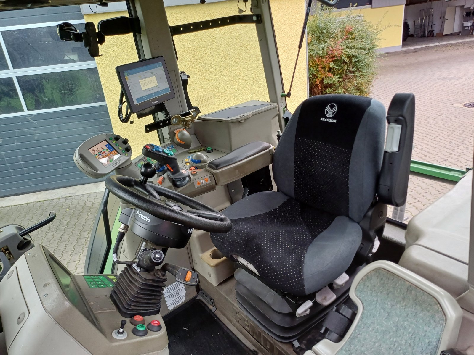 Traktor Türe ait Fendt 820 Vario TMS COM3 716 718 818, Gebrauchtmaschine içinde Tirschenreuth (resim 25)