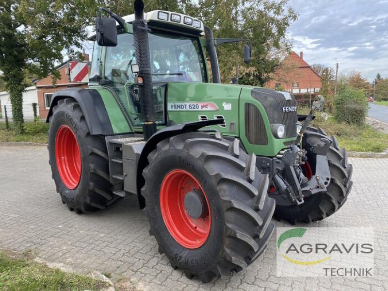 Traktor типа Fendt 820 VARIO TMS, Gebrauchtmaschine в Barsinghausen-Göxe