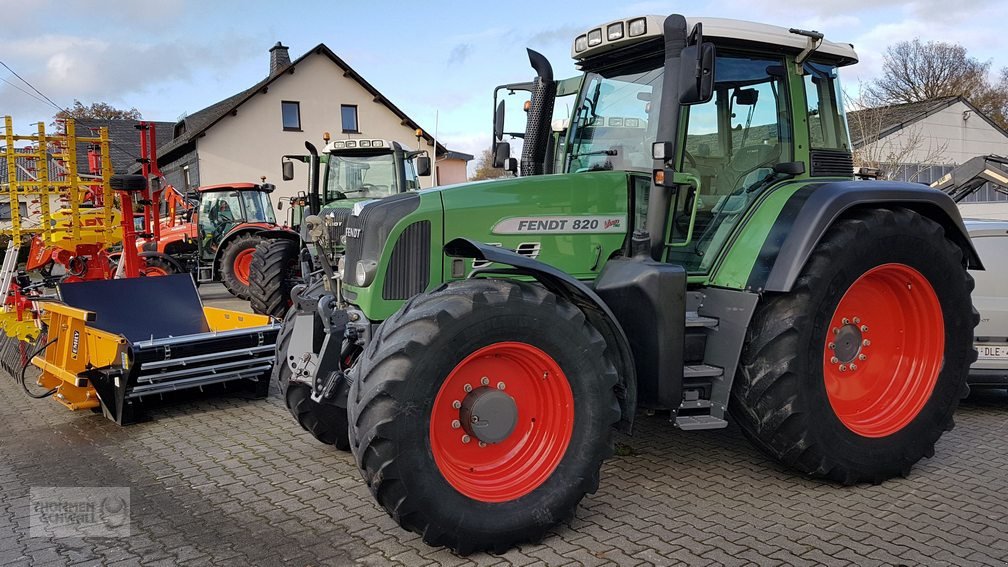 Traktor des Typs Fendt 820 Vario TMS, Gebrauchtmaschine in Crombach/St.Vith (Bild 1)