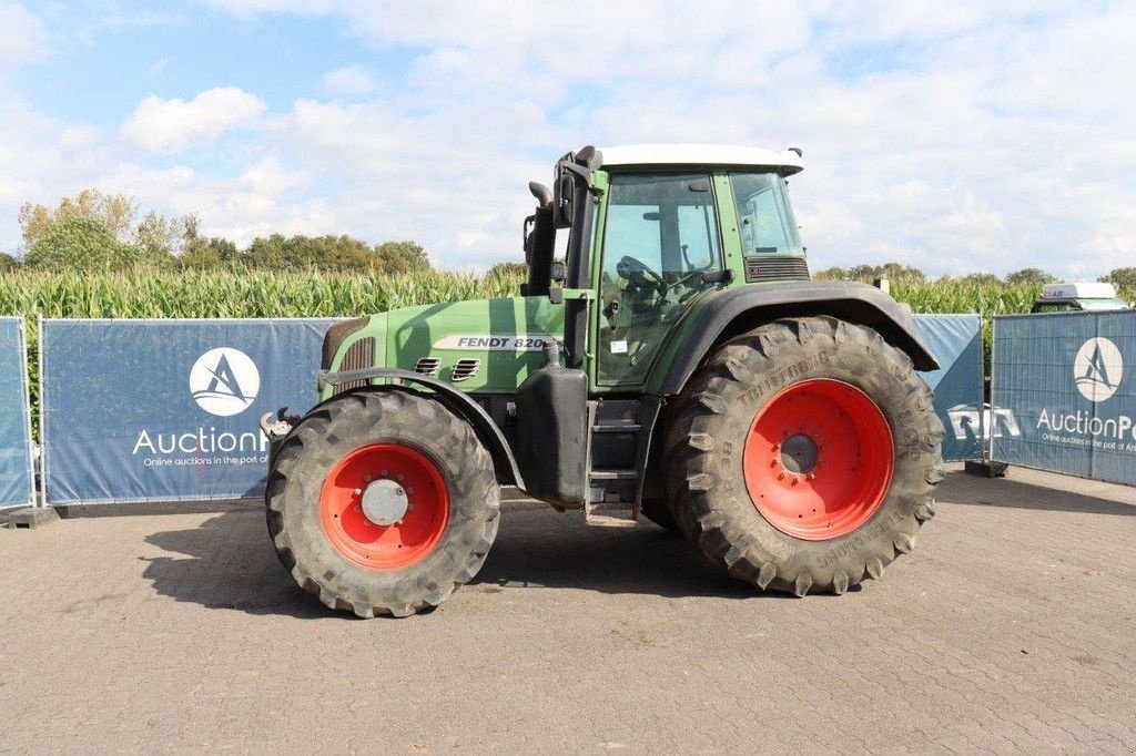 Traktor Türe ait Fendt 820 Vario, Gebrauchtmaschine içinde Antwerpen (resim 1)