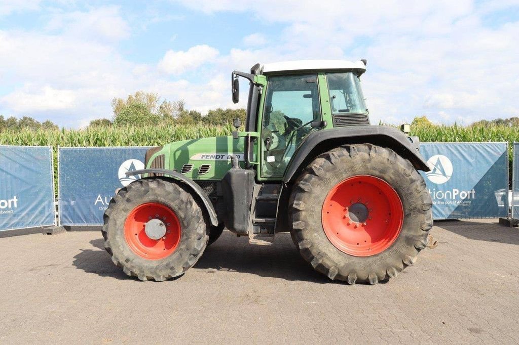 Traktor des Typs Fendt 820 Vario, Gebrauchtmaschine in Antwerpen (Bild 2)