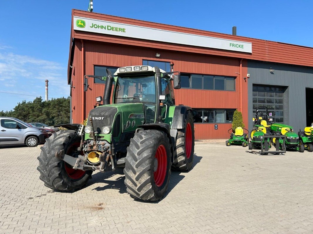 Traktor Türe ait Fendt 820 VARIO, Gebrauchtmaschine içinde Mrągowo (resim 1)