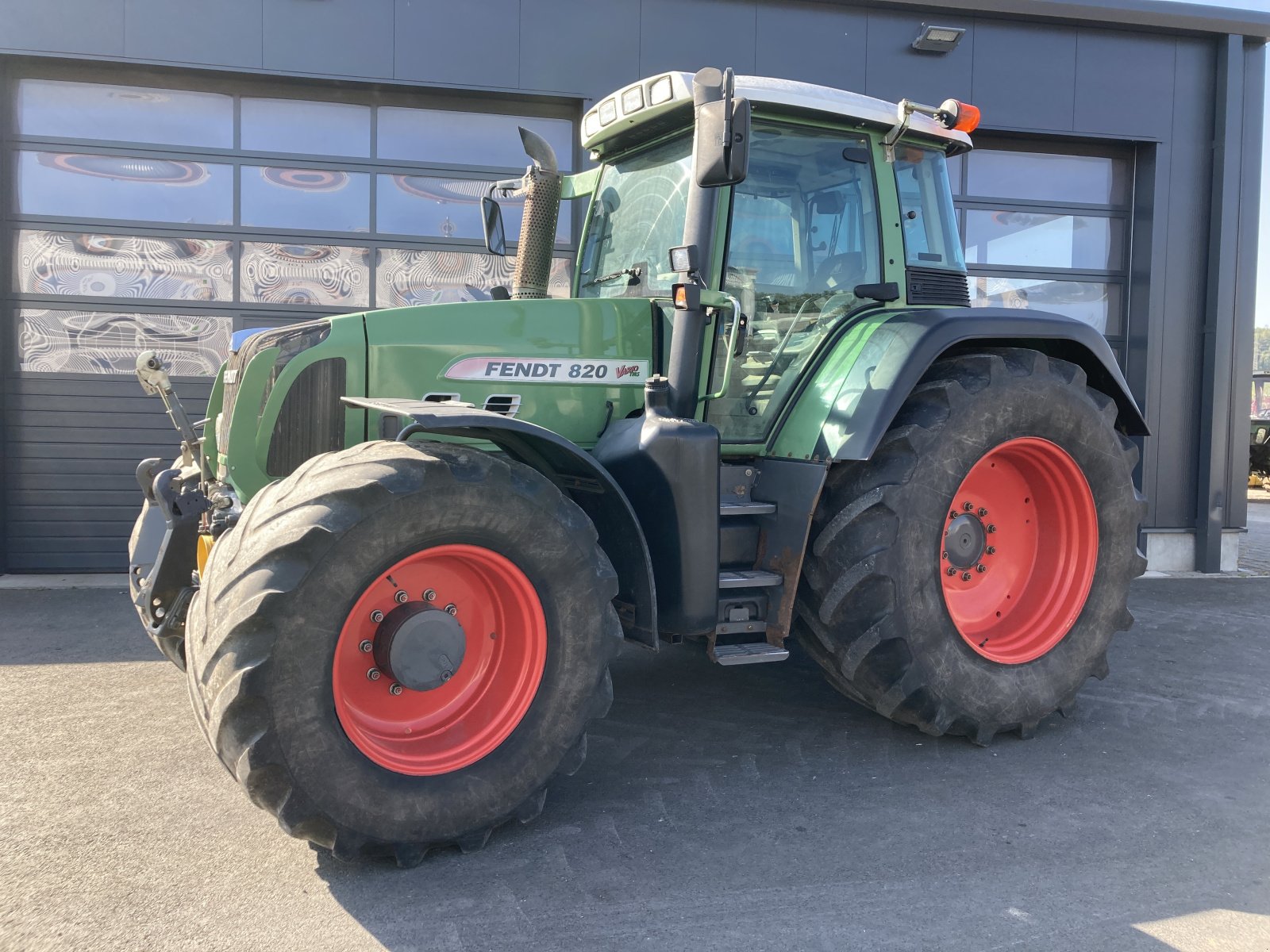 Traktor типа Fendt 820 Vario, Gebrauchtmaschine в Wülfershausen an der Saale (Фотография 3)