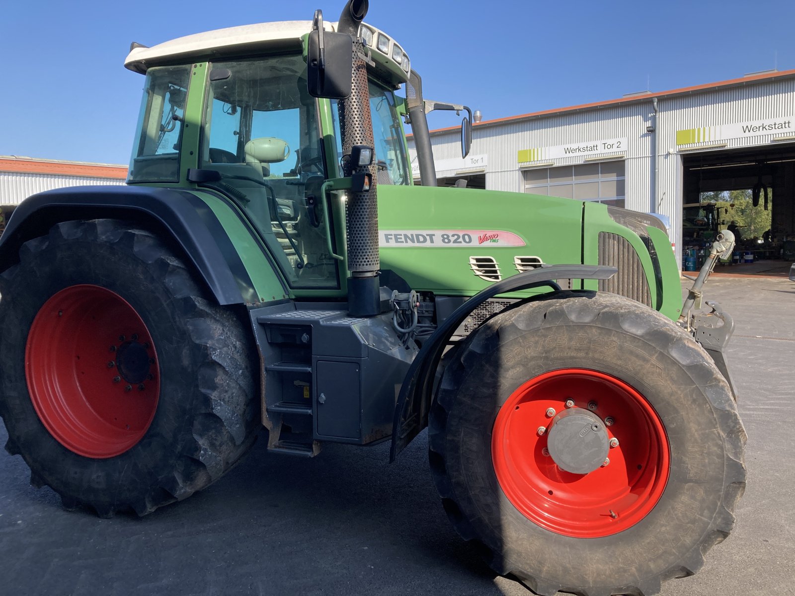 Traktor du type Fendt 820 Vario, Gebrauchtmaschine en Wülfershausen an der Saale (Photo 9)