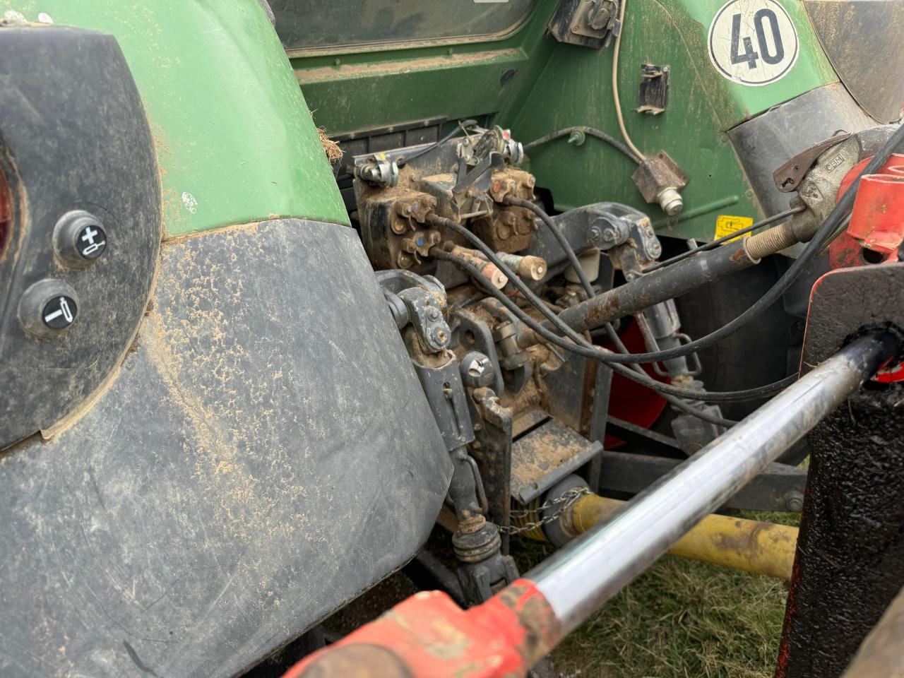 Traktor of the type Fendt 820 Vario, Gebrauchtmaschine in Könnern (Picture 5)