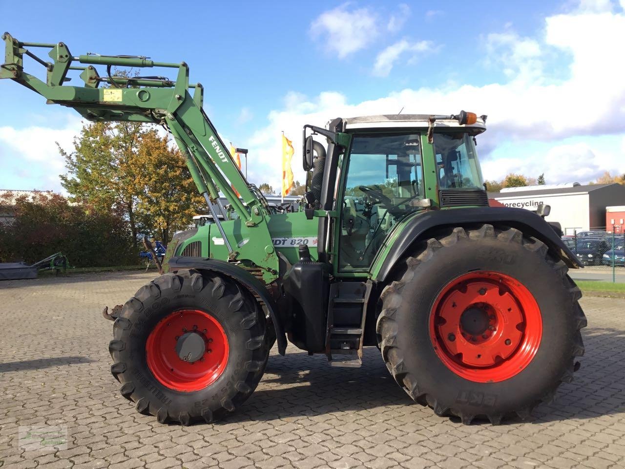 Traktor Türe ait Fendt 820 Vario, Gebrauchtmaschine içinde Hess.Oldendorf (resim 1)