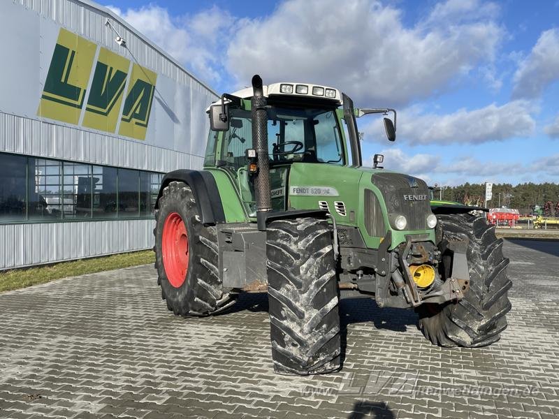 Traktor типа Fendt 820 Vario, Gebrauchtmaschine в Sülzetal OT Altenweddingen (Фотография 1)