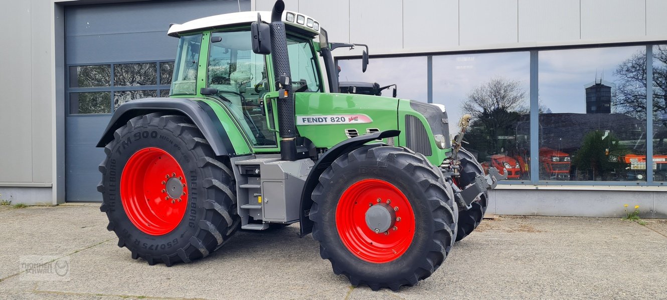 Traktor типа Fendt 820 Vario, Gebrauchtmaschine в Crombach/St.Vith (Фотография 1)