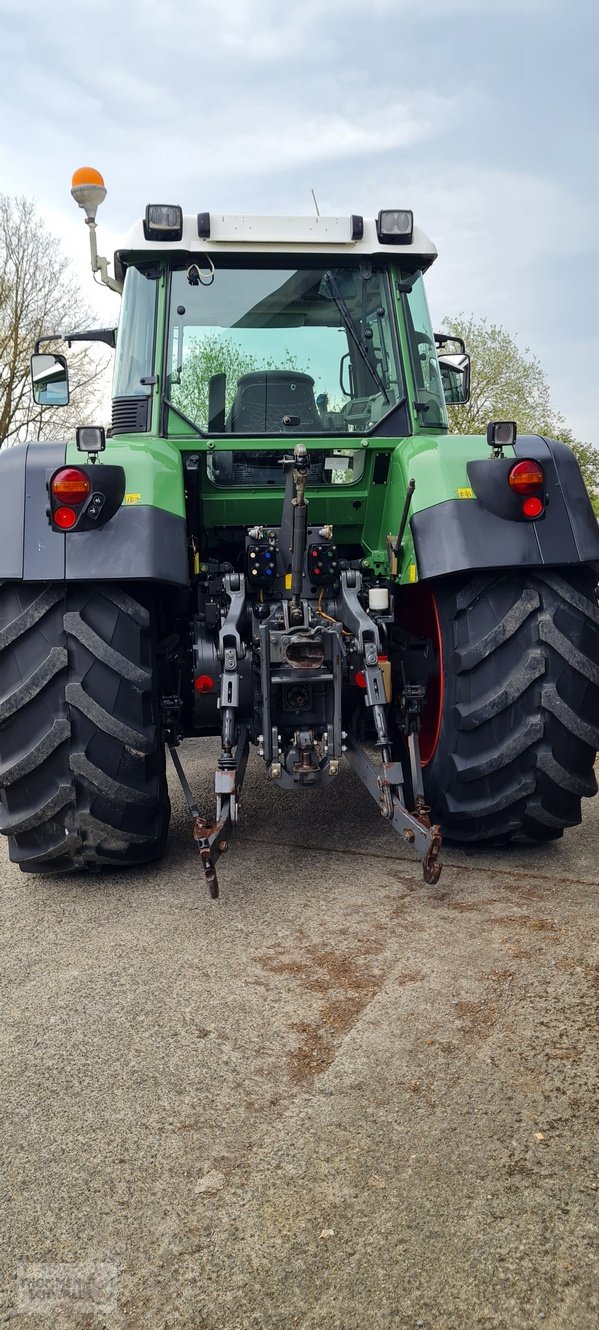 Traktor типа Fendt 820 Vario, Gebrauchtmaschine в Crombach/St.Vith (Фотография 3)