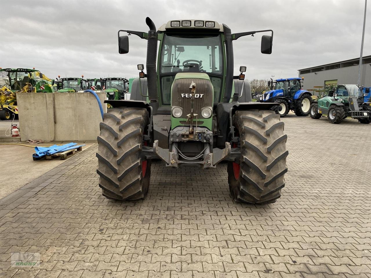 Traktor Türe ait Fendt 820, Gebrauchtmaschine içinde Spelle (resim 4)