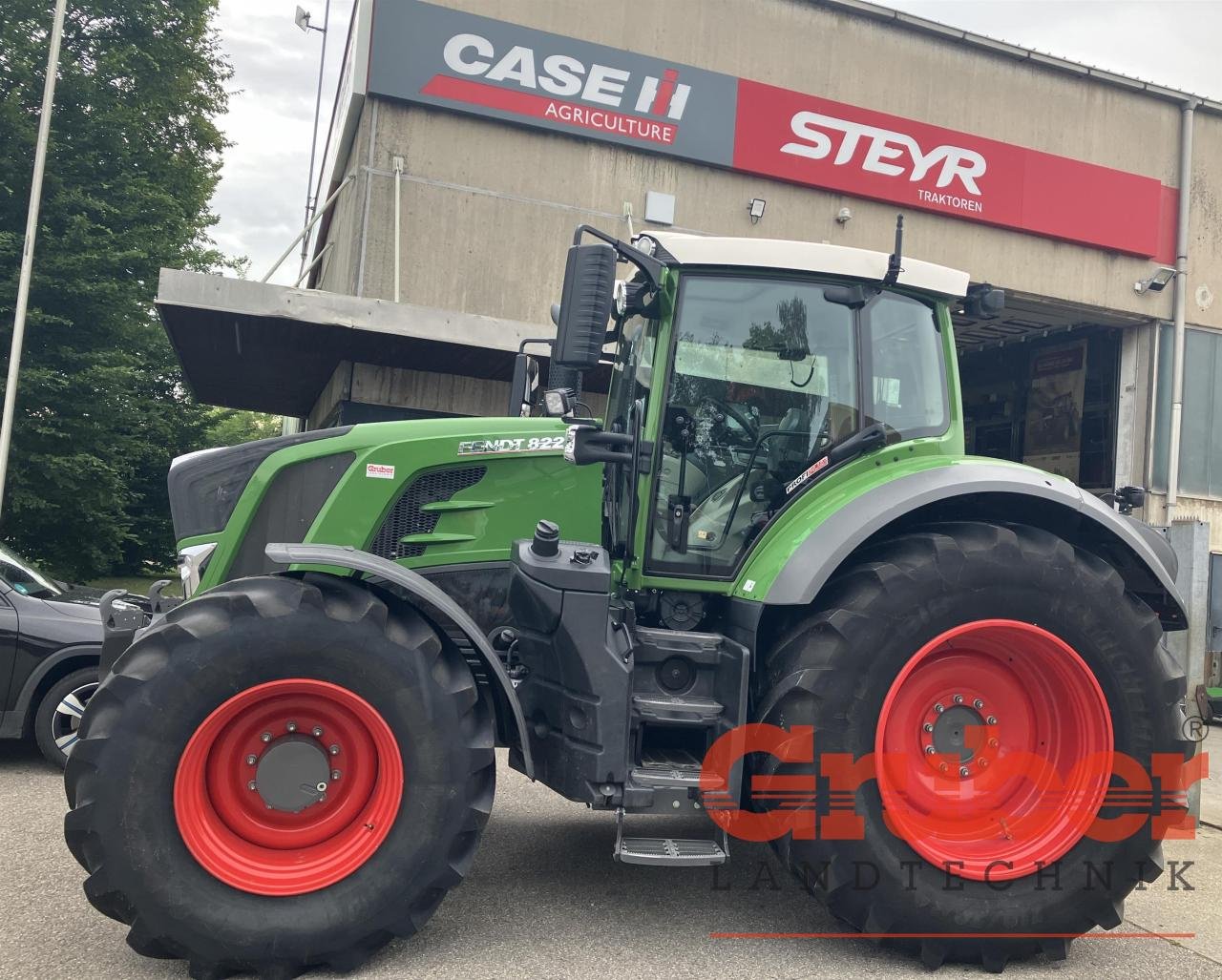 Traktor des Typs Fendt 822 Profi Plus, Gebrauchtmaschine in Ampfing (Bild 2)