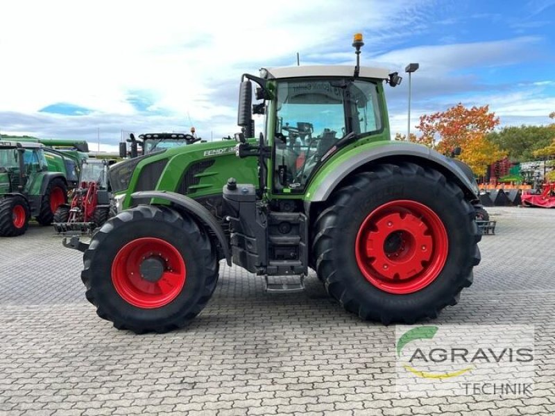 Traktor des Typs Fendt 822 VARIO S4 PROFI PLUS, Gebrauchtmaschine in Calbe / Saale (Bild 2)