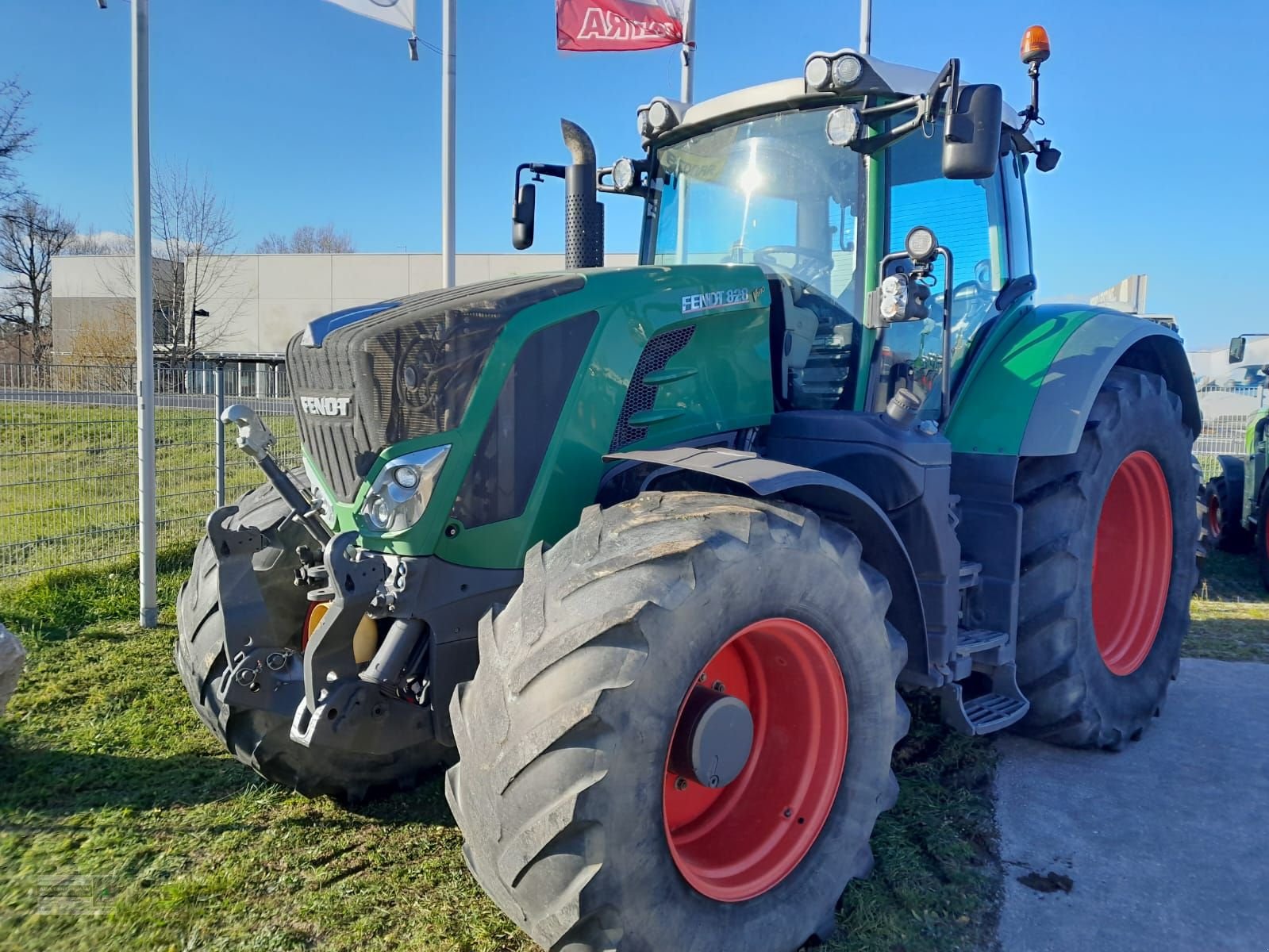 Traktor Türe ait Fendt 822 Vario, Gebrauchtmaschine içinde Gerasdorf (resim 14)