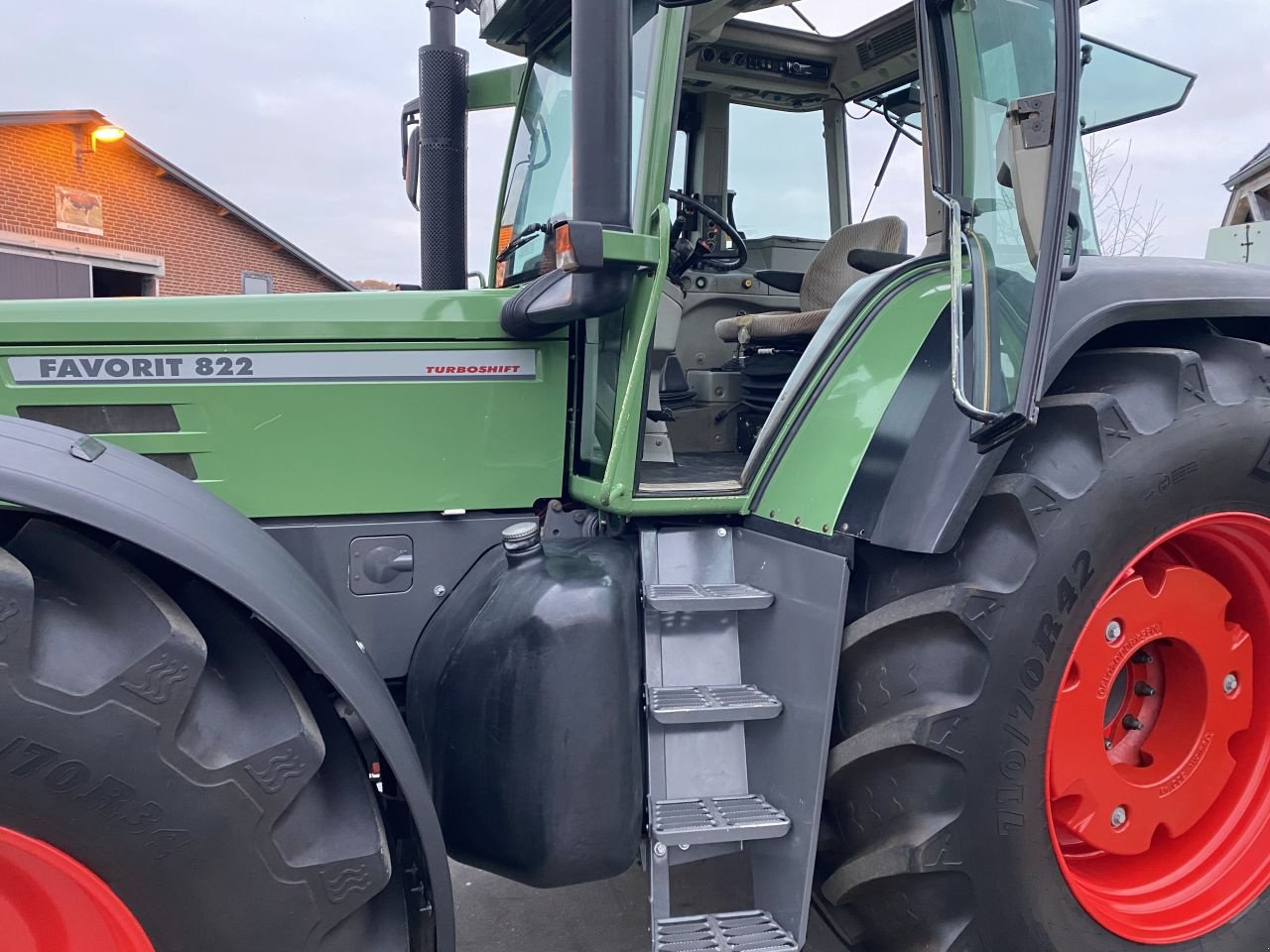 Traktor Türe ait Fendt 822, Gebrauchtmaschine içinde De Mortel (resim 9)