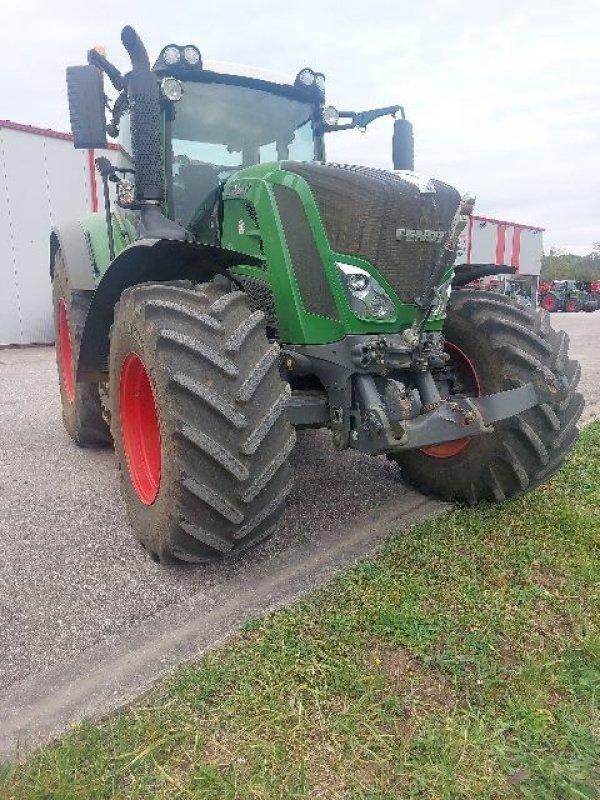 Traktor του τύπου Fendt 824 PROFI +, Gebrauchtmaschine σε CHEVILLON  (MAIZEROY) (Φωτογραφία 4)