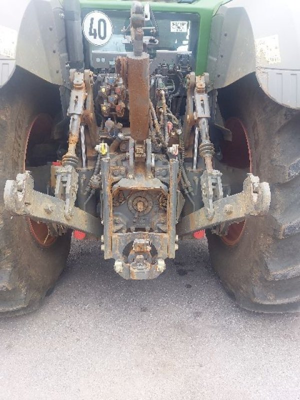 Traktor typu Fendt 824 PROFI +, Gebrauchtmaschine w CHEVILLON  (MAIZEROY) (Zdjęcie 10)