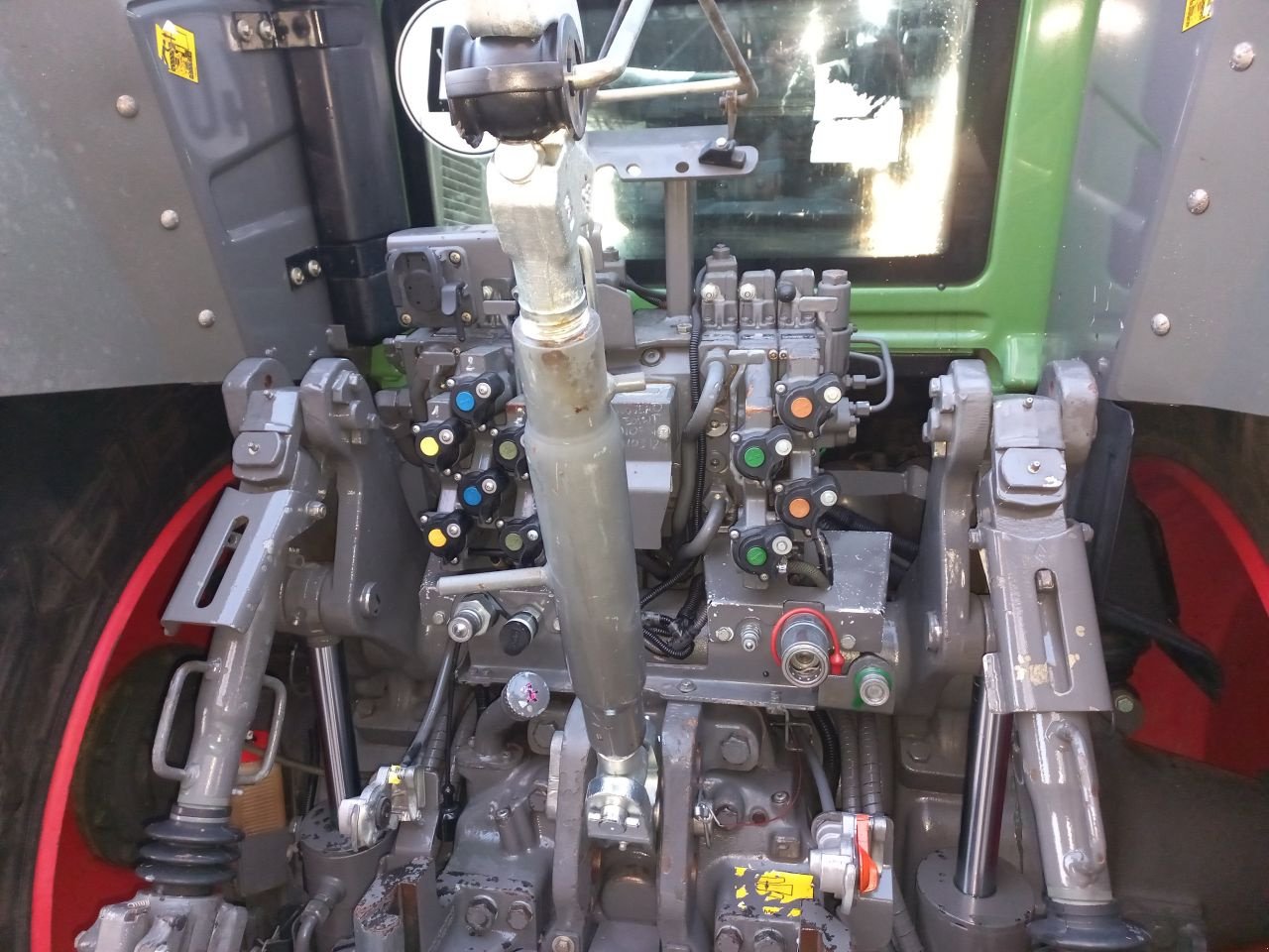 Traktor des Typs Fendt 824 profi plus sgr, Gebrauchtmaschine in Daarle (Bild 5)