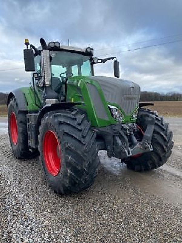 Traktor типа Fendt 824 PROFI PLUS, Gebrauchtmaschine в Muespach (Фотография 1)