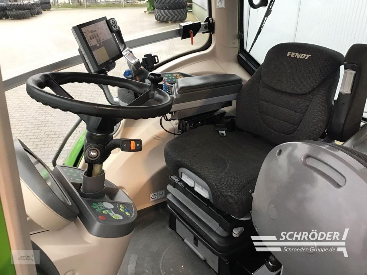 Traktor del tipo Fendt 824 S4 PROFI PLUS, Gebrauchtmaschine In Wildeshausen (Immagine 5)