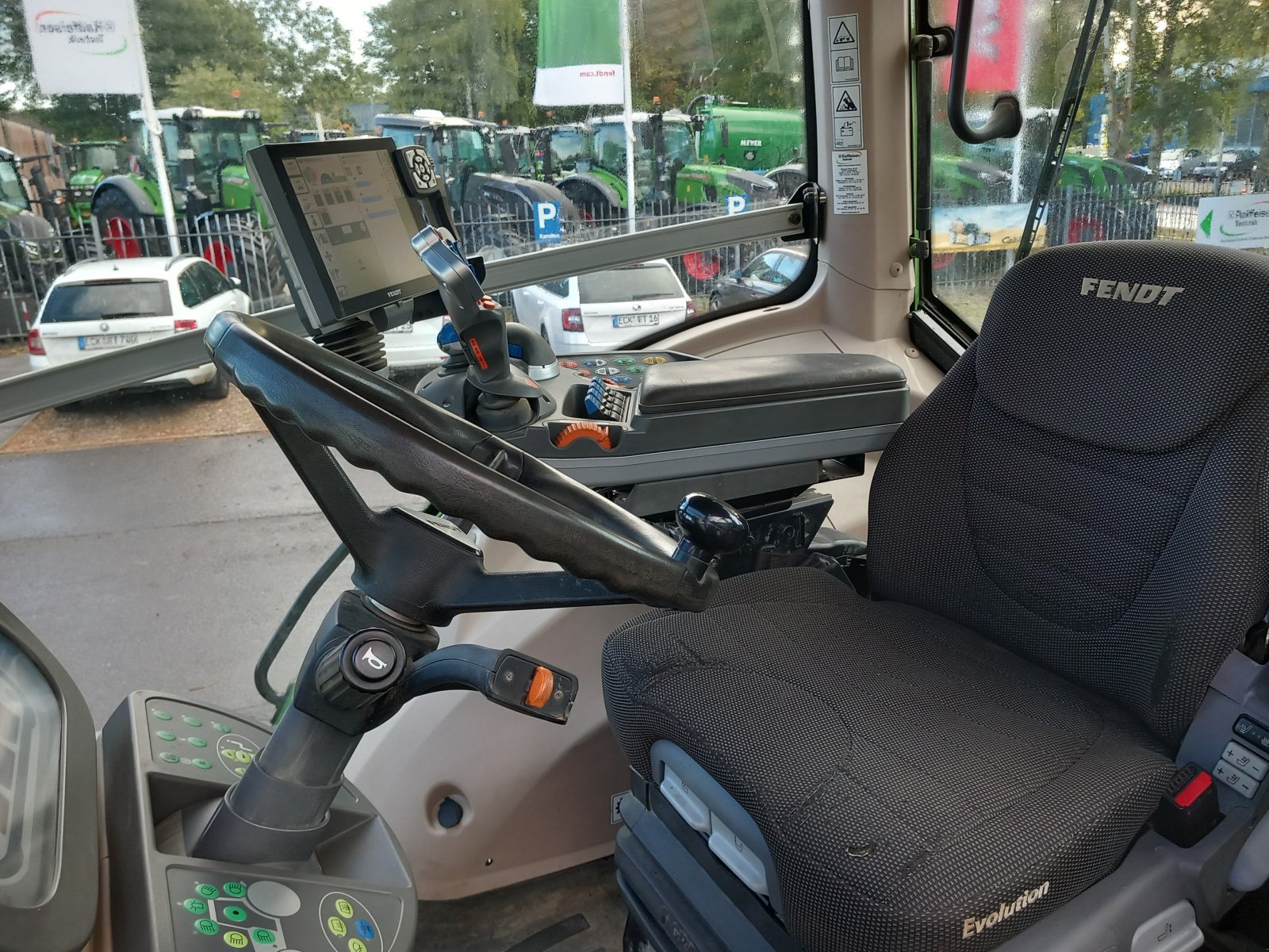 Traktor del tipo Fendt 824 S4 ProfiPlus, Gebrauchtmaschine en Eckernförde (Imagen 15)