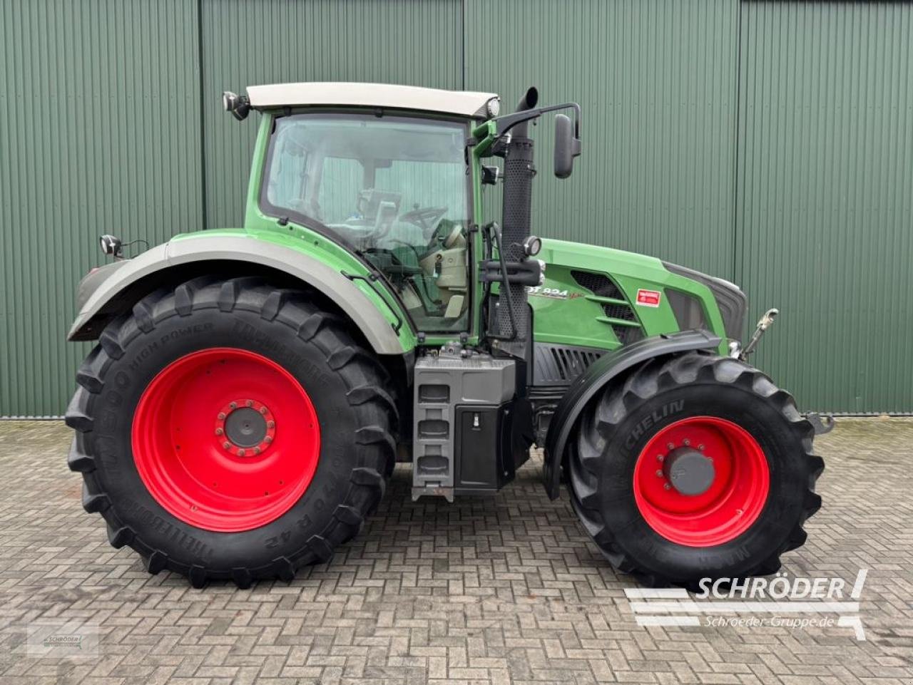 Traktor типа Fendt 824 SCR PROFI PLUS, Gebrauchtmaschine в Twistringen (Фотография 3)