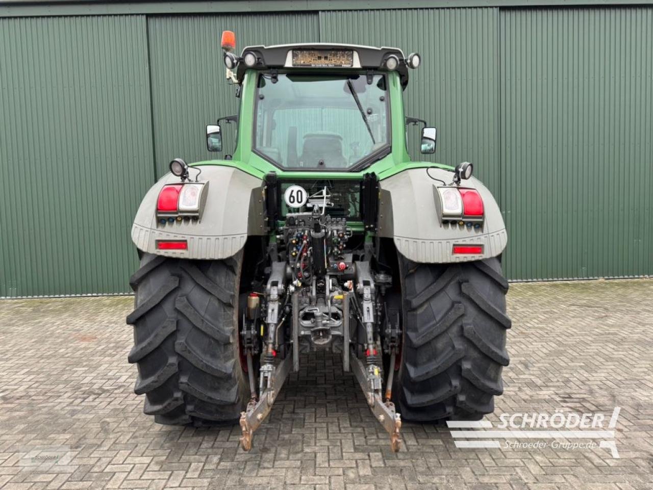 Traktor типа Fendt 824 SCR PROFI PLUS, Gebrauchtmaschine в Twistringen (Фотография 4)