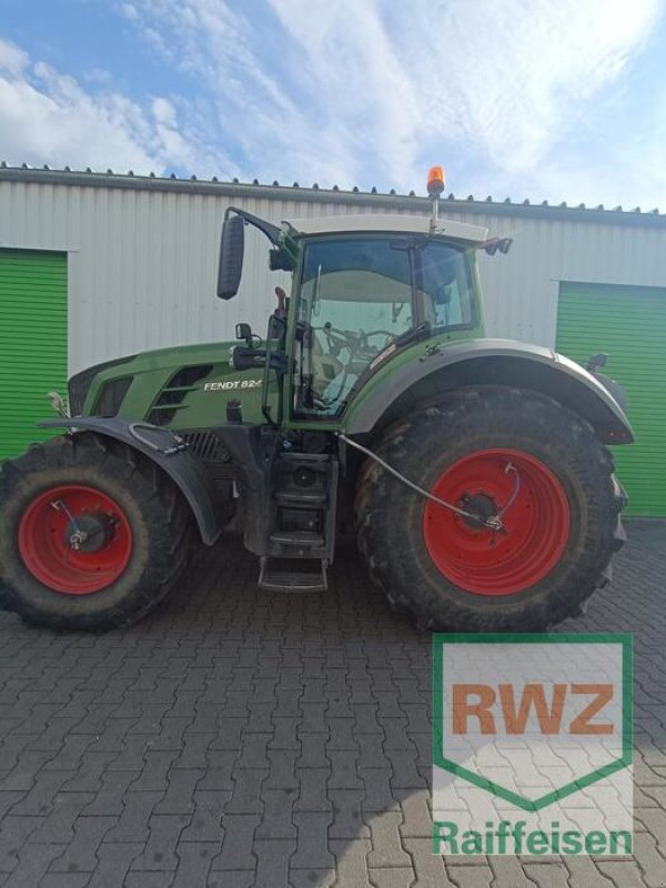 Traktor des Typs Fendt 824 Vario gebraucht, Gebrauchtmaschine in Saulheim (Bild 1)