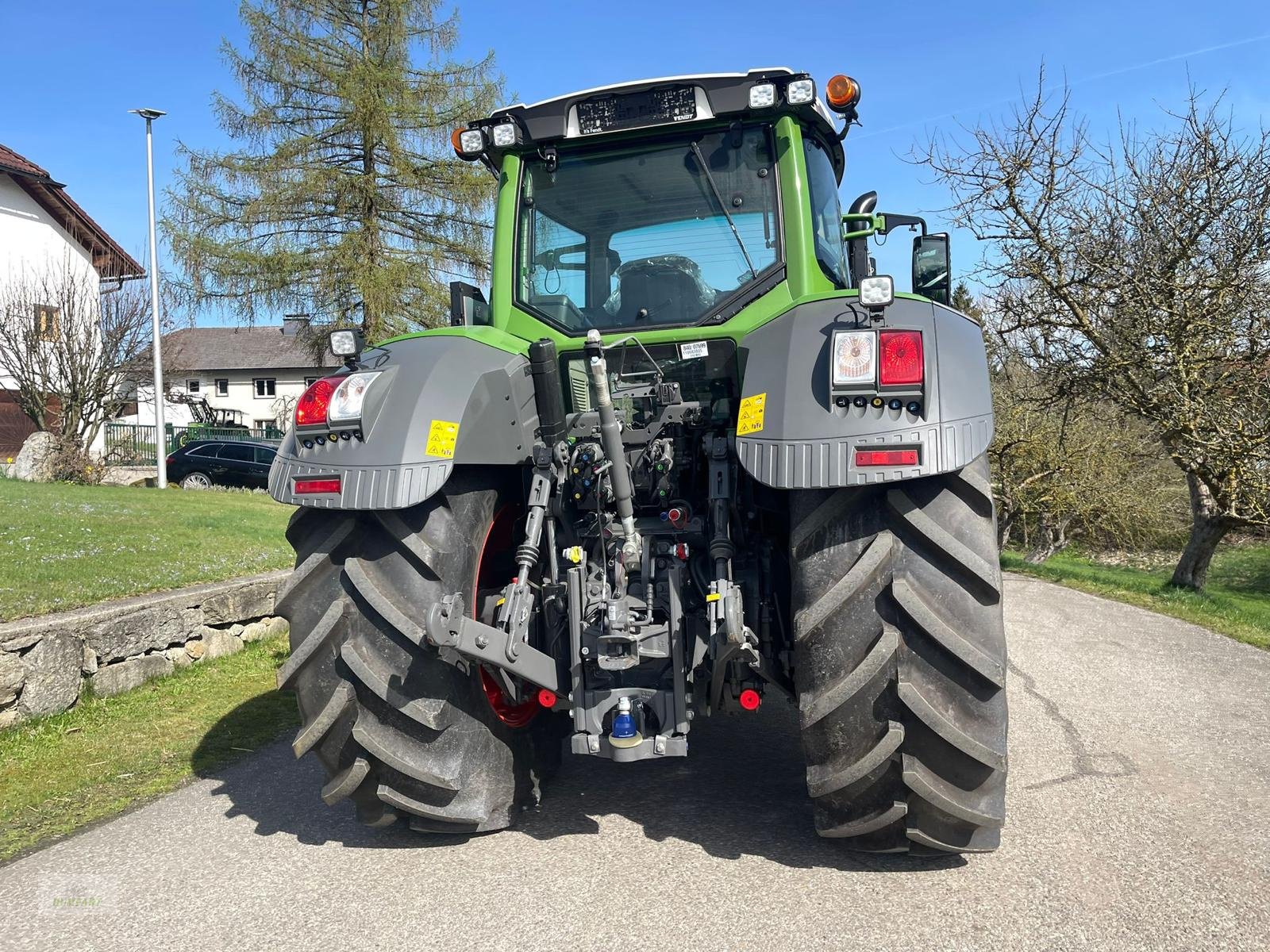 Traktor of the type Fendt 824 Vario ProfiPlus, Neumaschine in Bad Leonfelden (Picture 13)