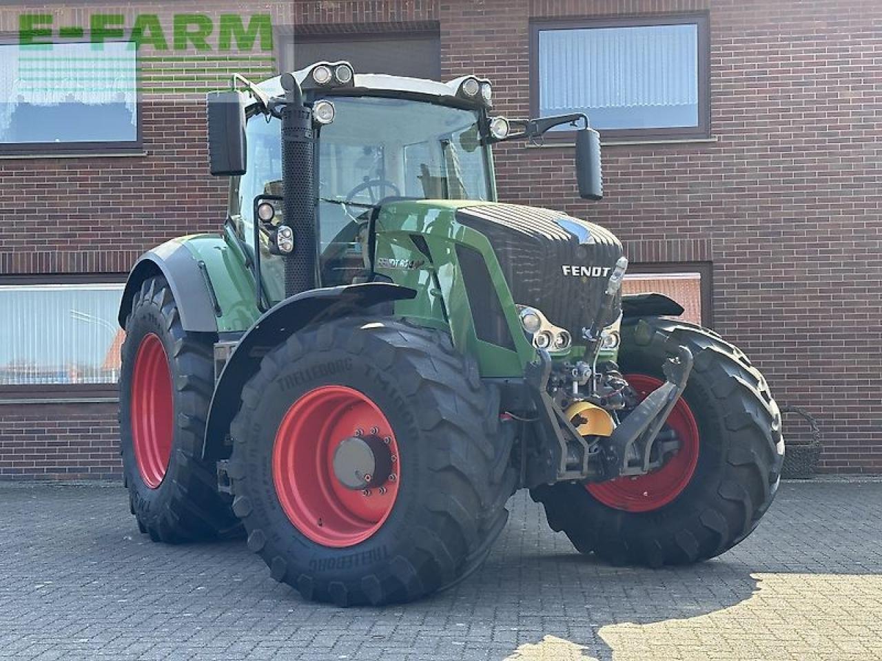 Traktor of the type Fendt 824 vario scr profi plus ProfiPlus, Gebrauchtmaschine in STADTHAGEN (Picture 1)