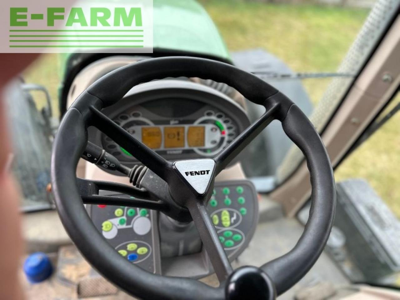 Traktor typu Fendt 824 vario scr profi plus ProfiPlus, Gebrauchtmaschine v STADTHAGEN (Obrázok 7)