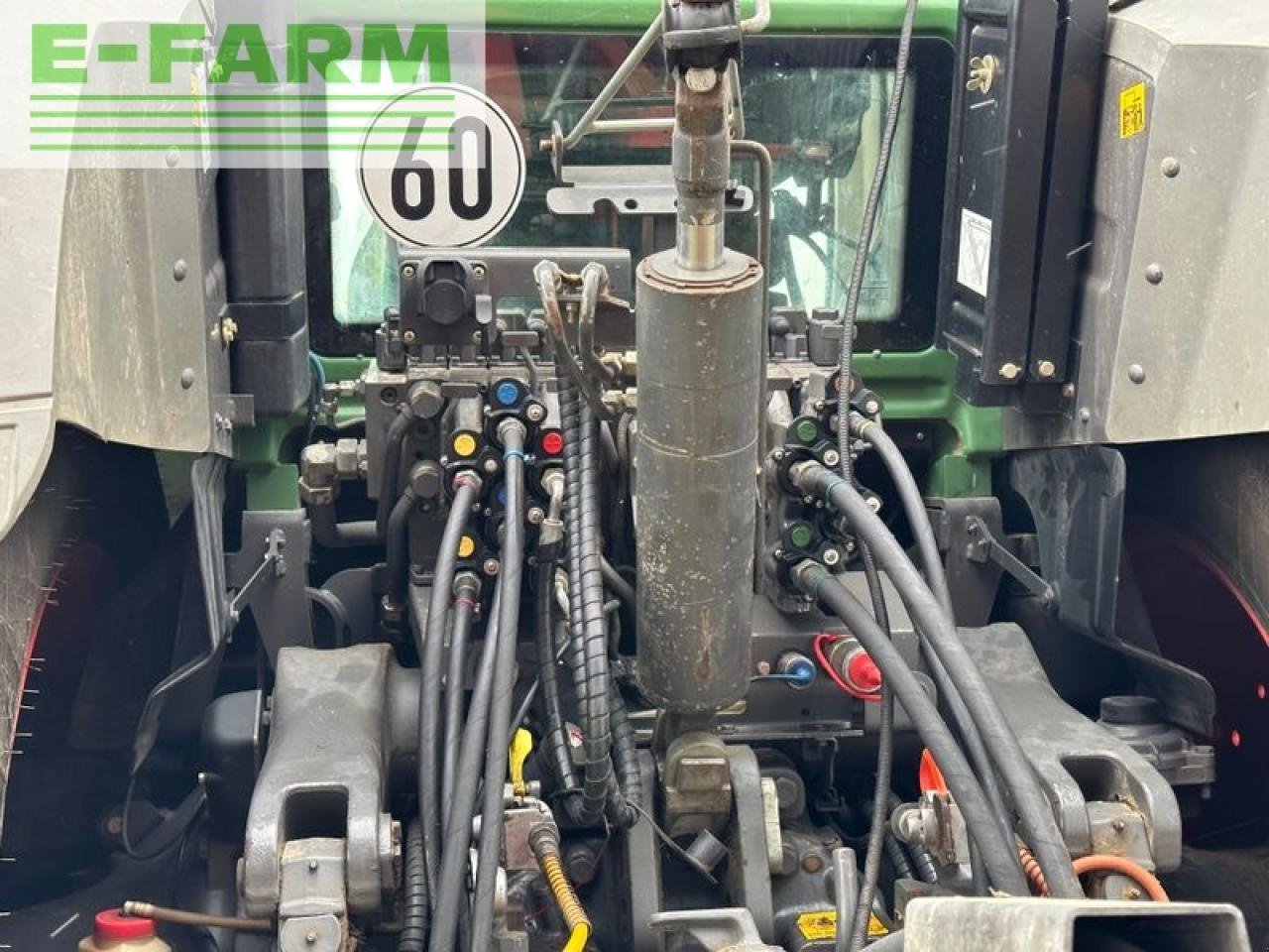 Traktor del tipo Fendt 824 vario scr profi plus ProfiPlus, Gebrauchtmaschine In STADTHAGEN (Immagine 9)