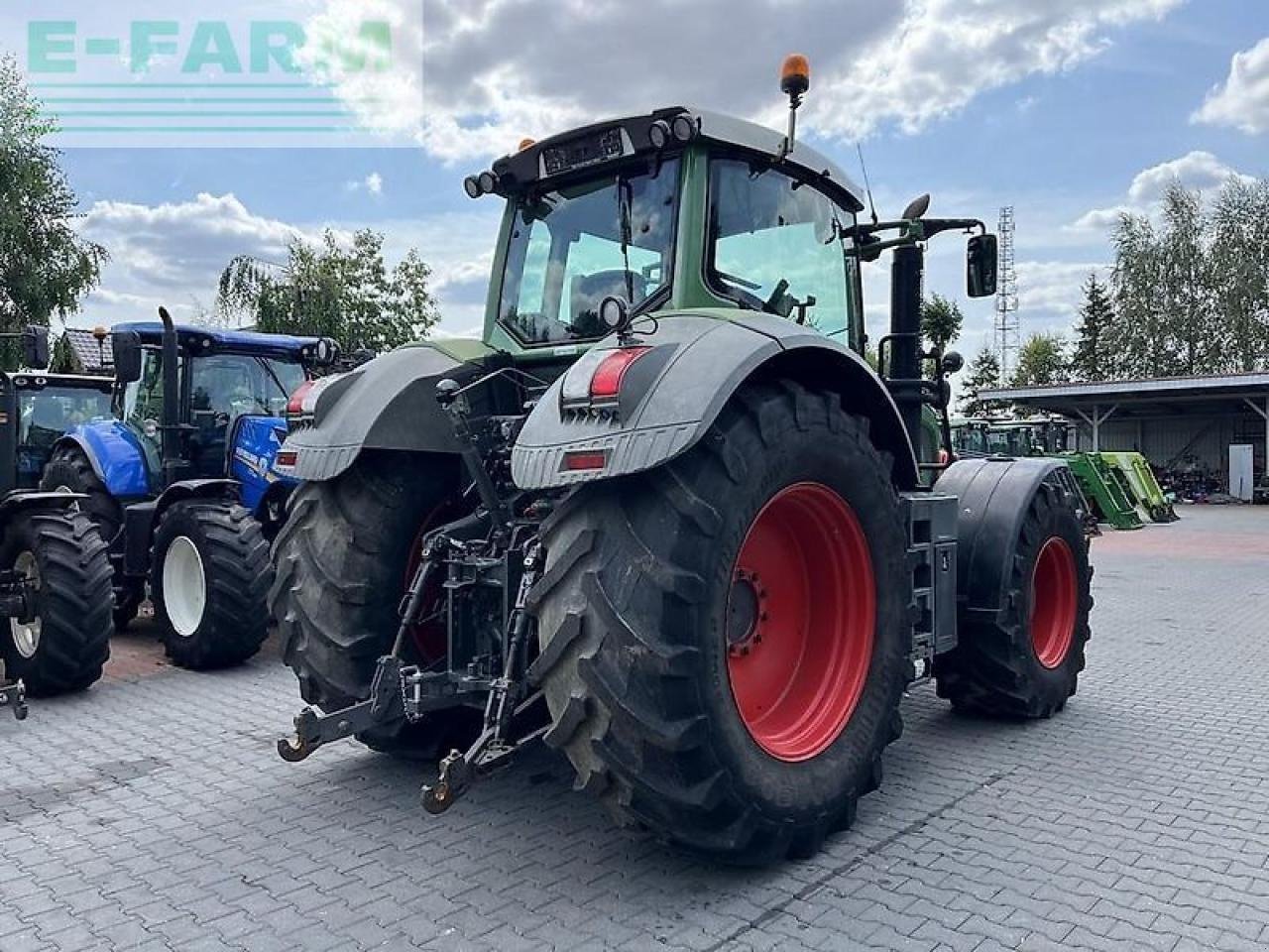 Traktor типа Fendt 824 vario, Gebrauchtmaschine в DAMAS?AWEK (Фотография 7)