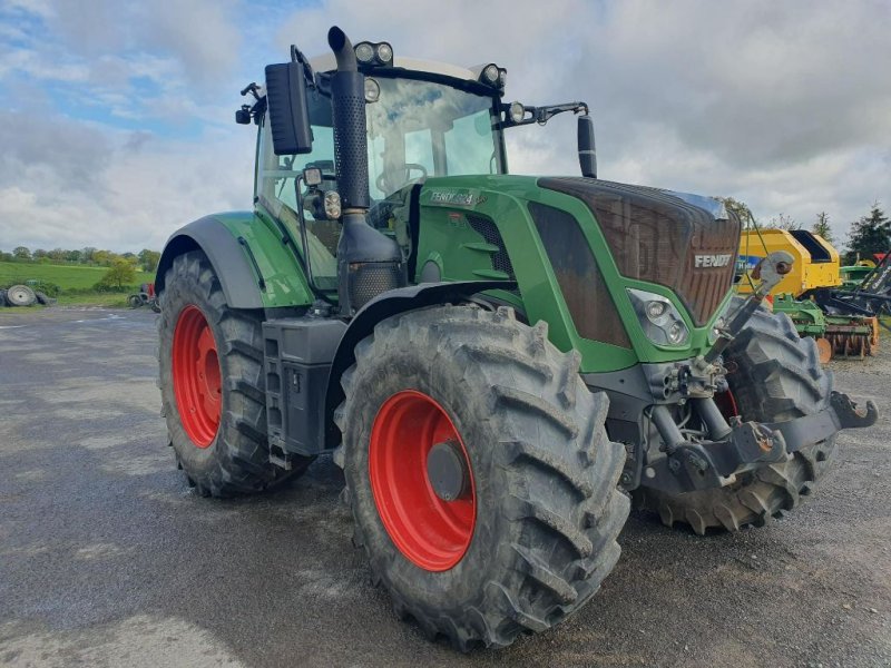 Traktor типа Fendt 824, Gebrauchtmaschine в DOMFRONT (Фотография 1)