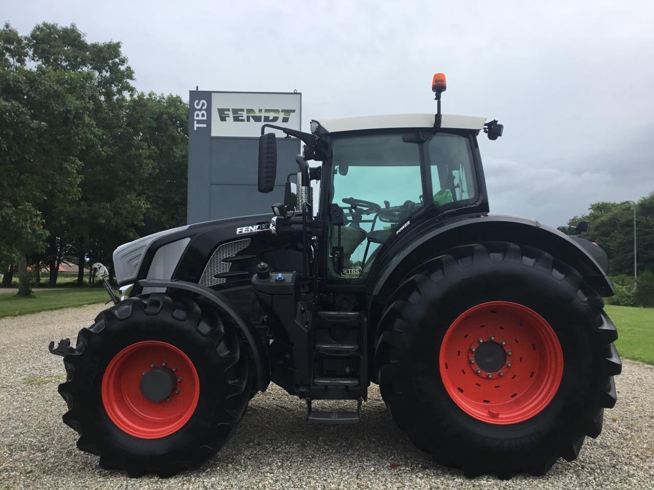 Traktor del tipo Fendt 826 POWER, Gebrauchtmaschine en Grindsted (Imagen 1)