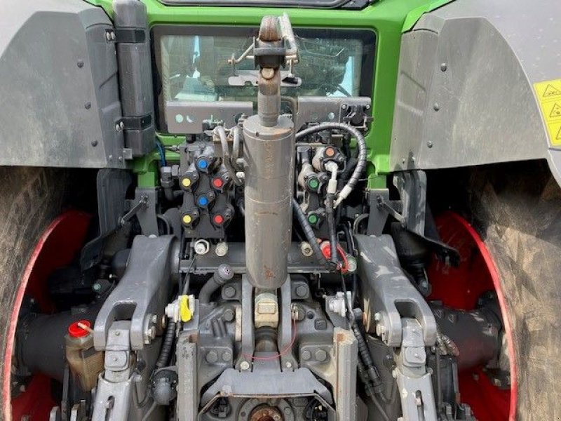 Traktor del tipo Fendt 826 PROFI +, Gebrauchtmaschine In SAINT NICOLAS DE PORT (Immagine 6)