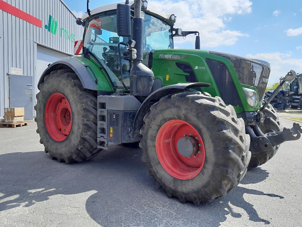 Traktor du type Fendt 826 PROFI, Gebrauchtmaschine en ST ETIENNE DE MER MORTE (Photo 1)