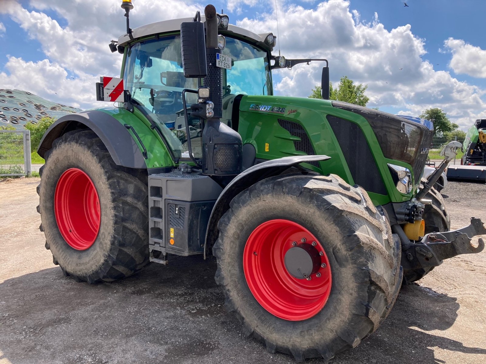 Traktor typu Fendt 826 S4 ProfiPlus, Gebrauchtmaschine v Eckernförde (Obrázek 2)