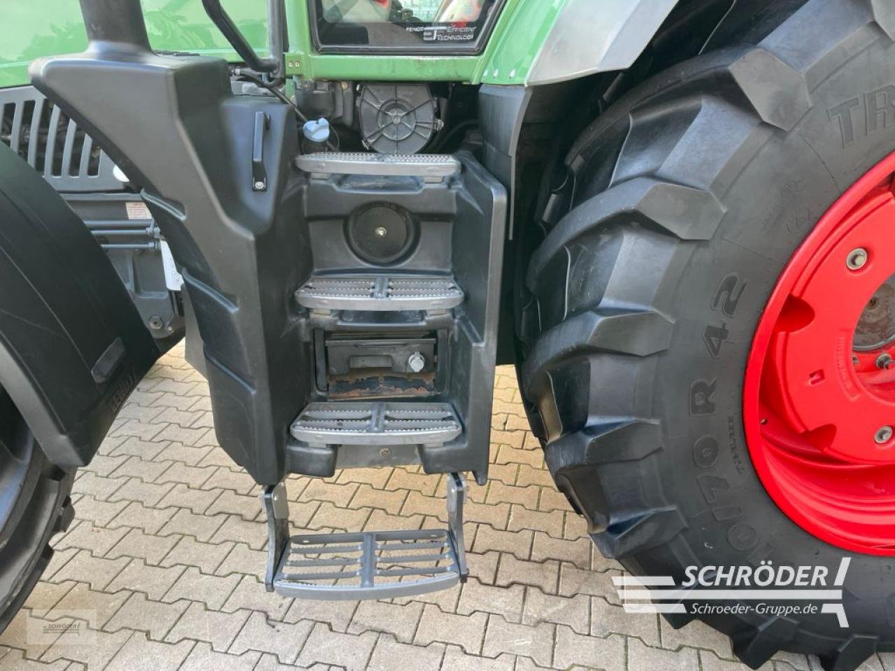 Traktor typu Fendt 826 SCR PROFI PLUS, Gebrauchtmaschine w Wildeshausen (Zdjęcie 16)