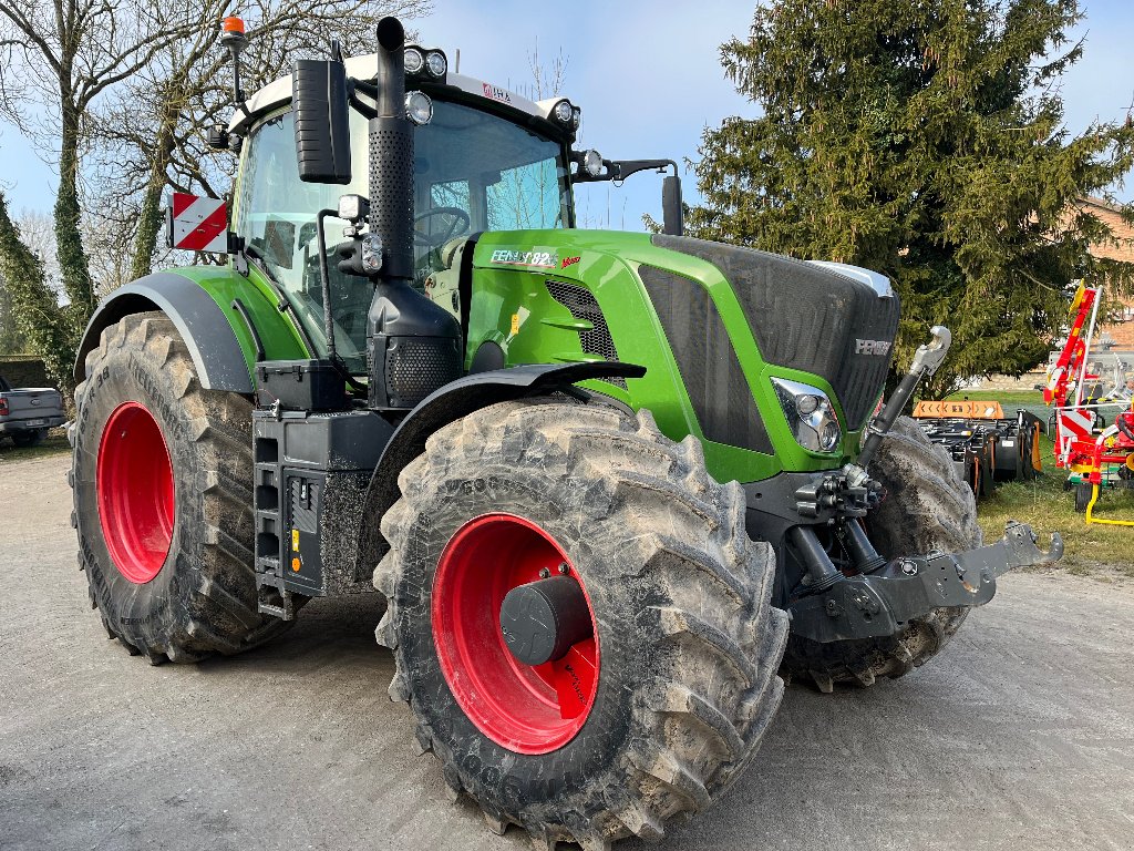 Traktor от тип Fendt 826 VARIO PROFI +, Gebrauchtmaschine в VERT TOULON (Снимка 2)