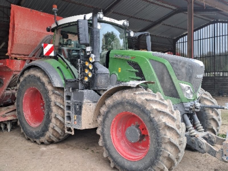 Traktor des Typs Fendt 826 VARIO PROFI +, Gebrauchtmaschine in VERT TOULON