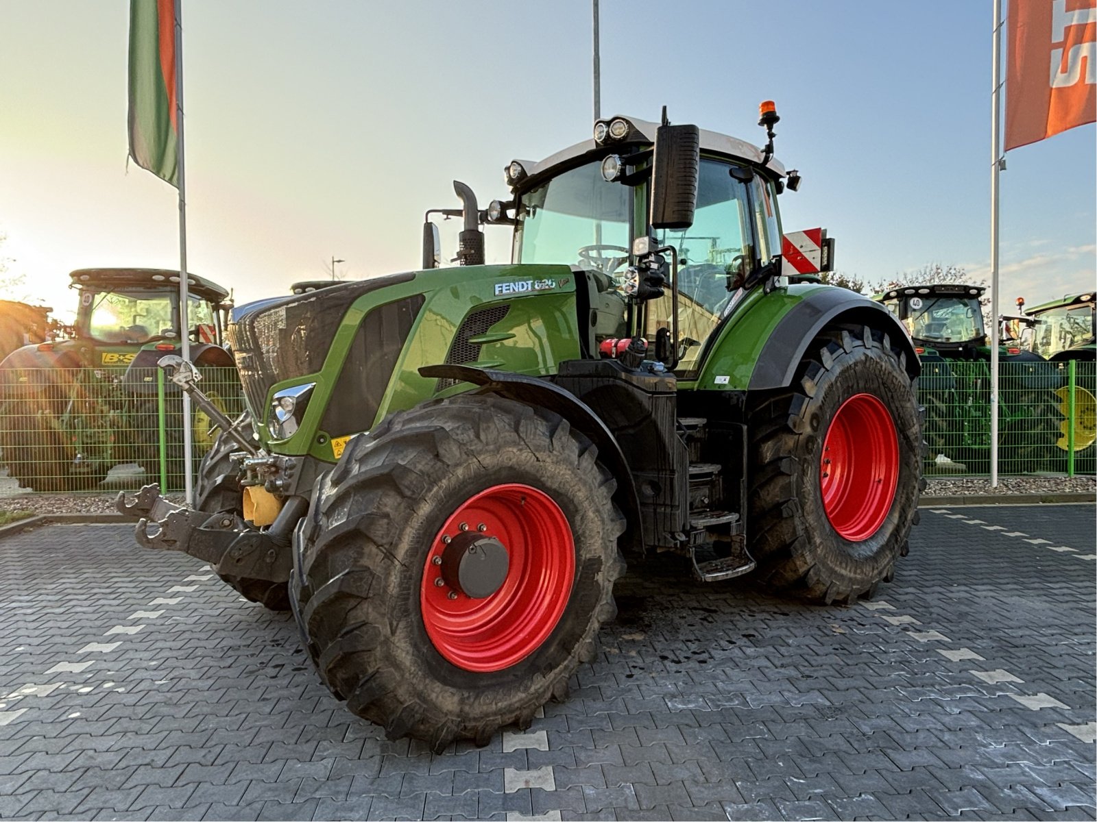 Traktor del tipo Fendt 826 Vario Profi Plus, Gebrauchtmaschine In Bad Oldesloe (Immagine 1)