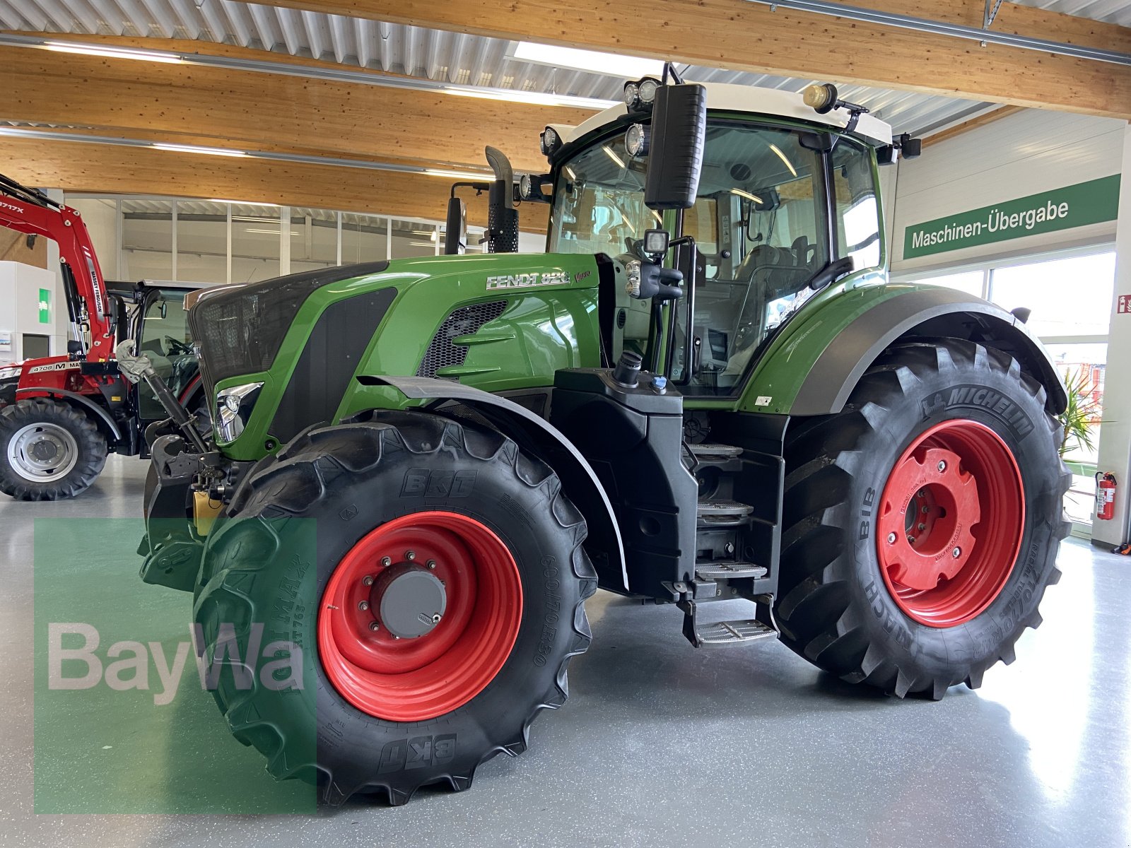 Traktor typu Fendt 826 Vario S4 Profi Plus, Gebrauchtmaschine w Bamberg (Zdjęcie 3)