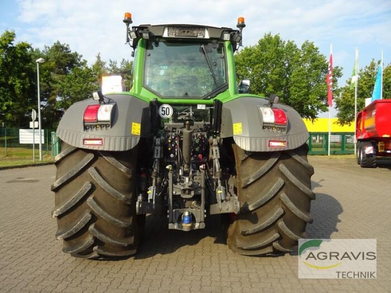 Traktor типа Fendt 826 VARIO S4 PROFI PLUS, Gebrauchtmaschine в Uelzen (Фотография 4)